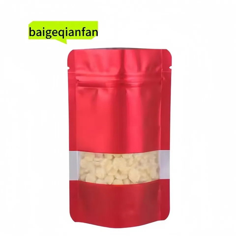 Riešutai atsistoja krepšys